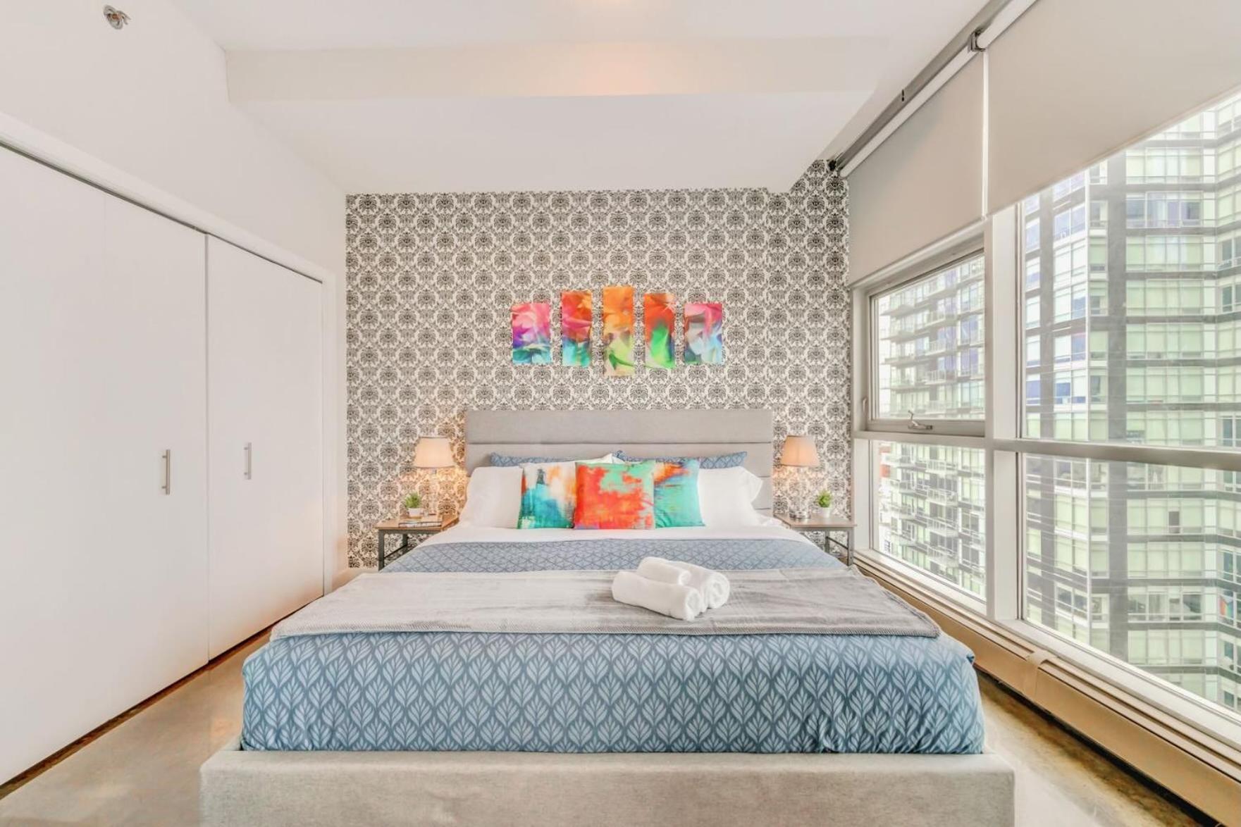 Luxury 2Br Condo - King Bed - Stunning City Views YYC Екстериор снимка