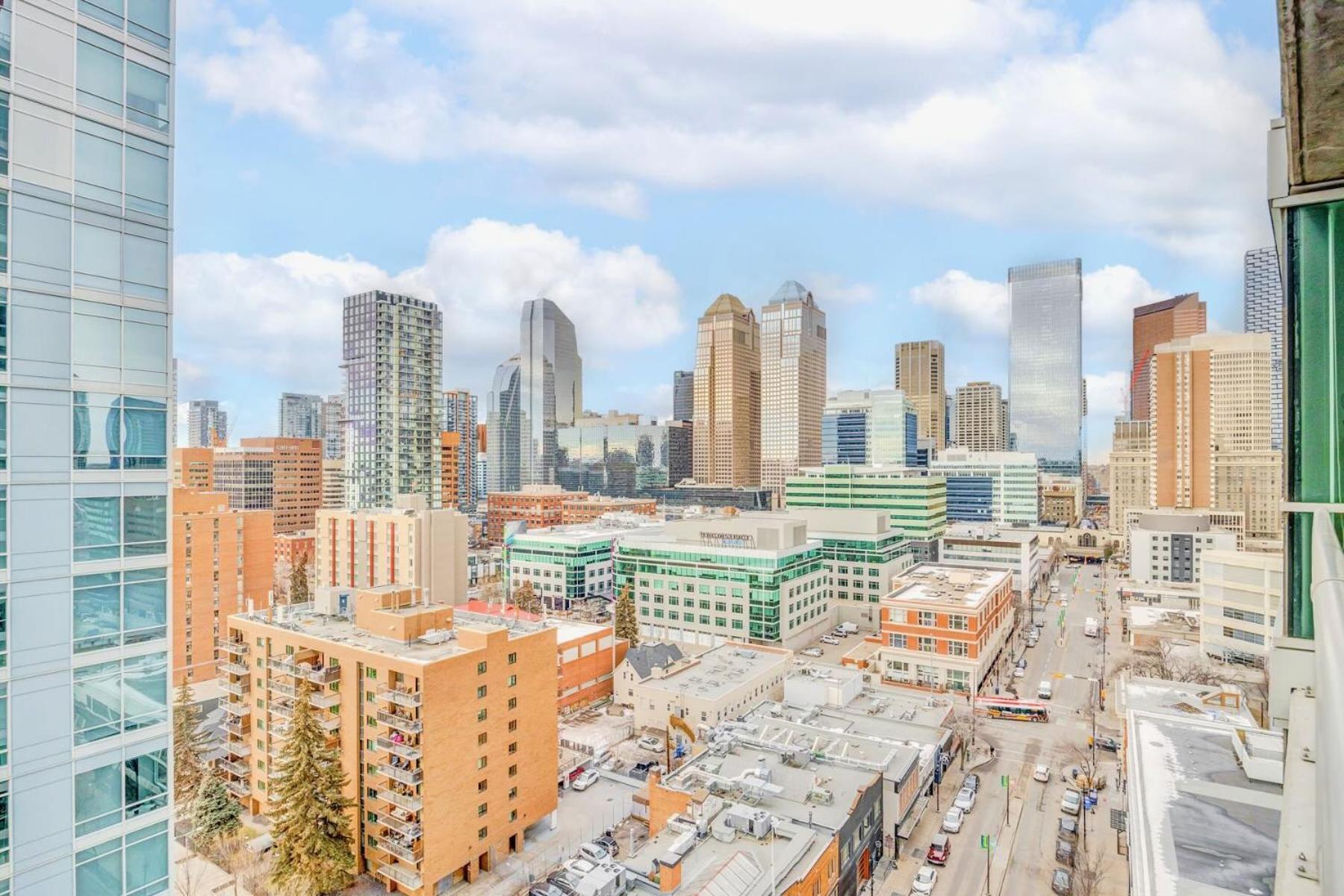 Luxury 2Br Condo - King Bed - Stunning City Views YYC Екстериор снимка
